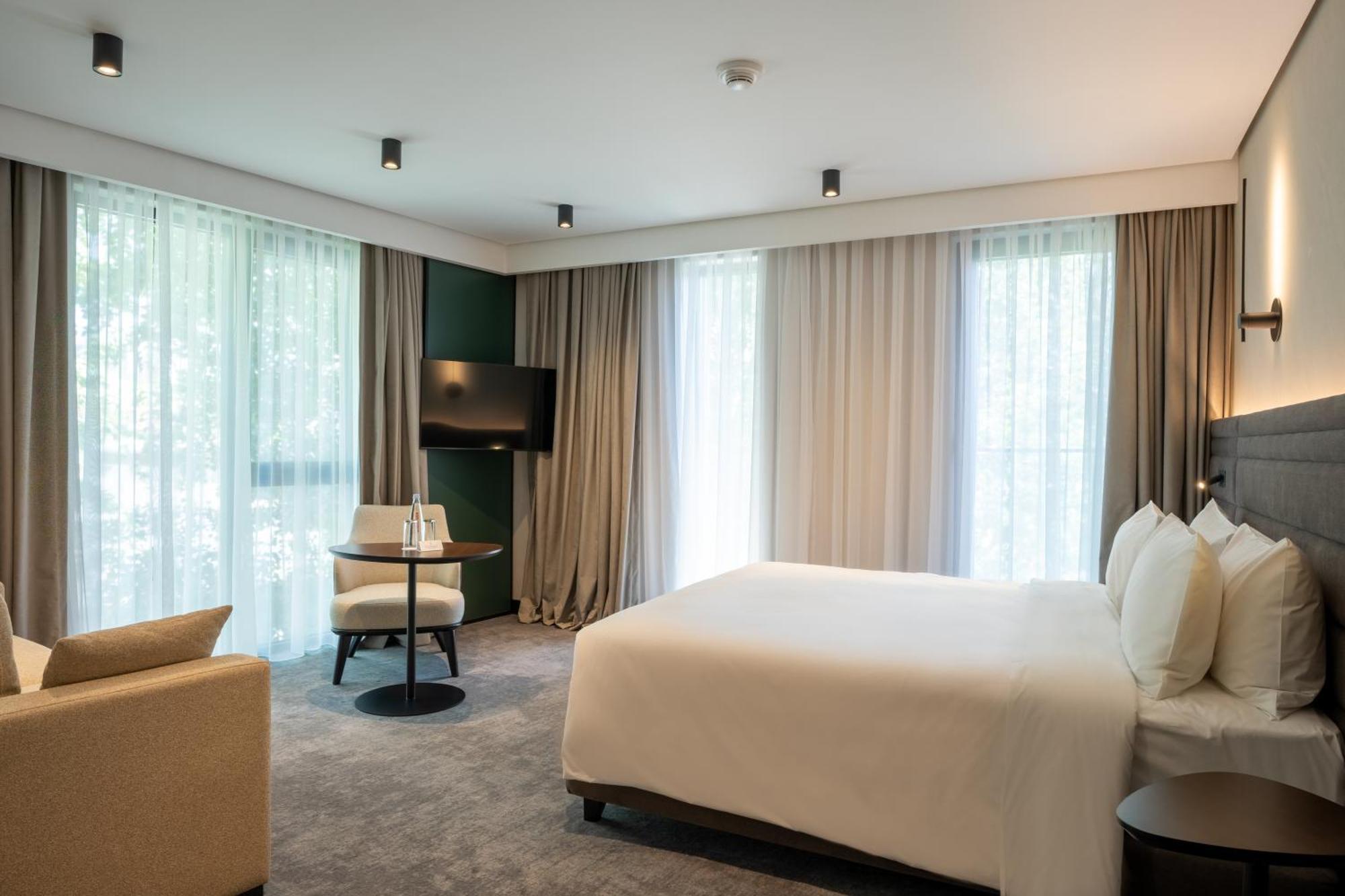 Novotel Tbilisi Center 外观 照片